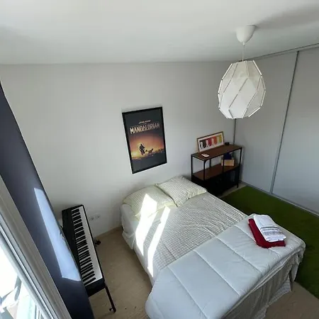 Charmante Avec Piscine Au Calme